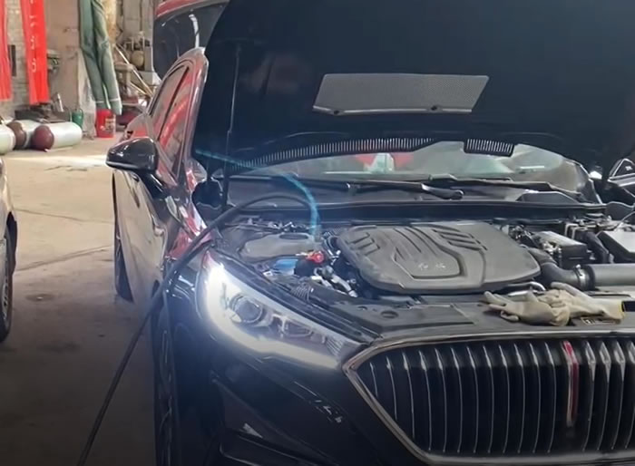 �t��׃�(n��i)ֱ��܇��Ȼ����b�{(di��o)ԇ��